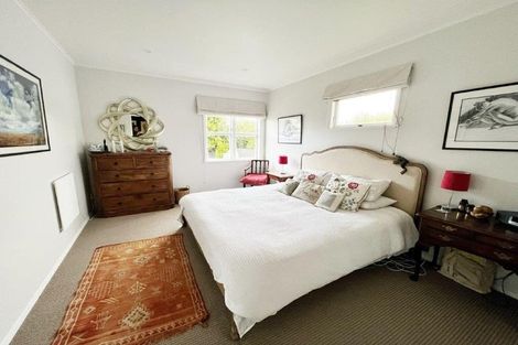 Photo of property in 51 Te Aute Road, Havelock North, 4130