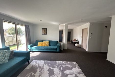 Photo of property in 2 Grevillea Place, Melville, Hamilton, 3206