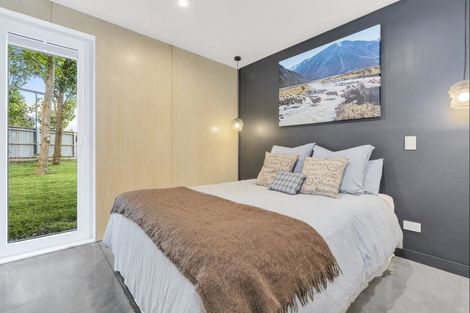 Photo of property in 19 Grandview Road, Lake Hawea, 9382