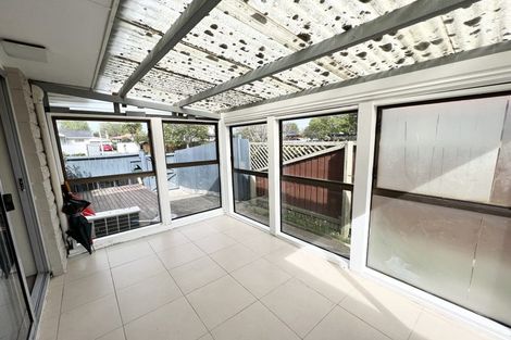 Photo of property in 2/16 Ansonby Street, Russley, Christchurch, 8042