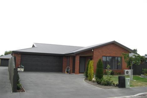 Photo of property in 12 Highwood Lane, Burnside, Christchurch, 8053
