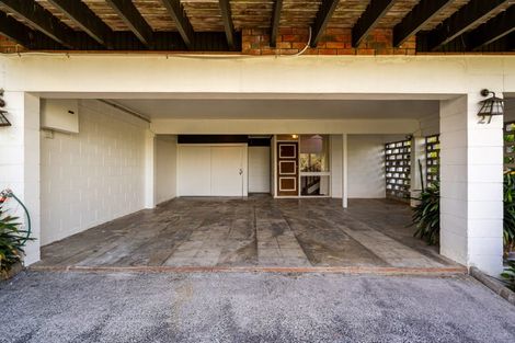 Photo of property in 21 Parr Terrace, Castor Bay, Auckland, 0620