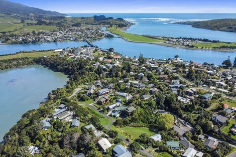 Photo of property in 6 Tutchen Avenue, Raglan, 3225