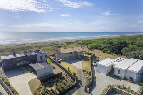 Photo of property in 9 Mariri Place, Waitarere Beach, Levin, 5510
