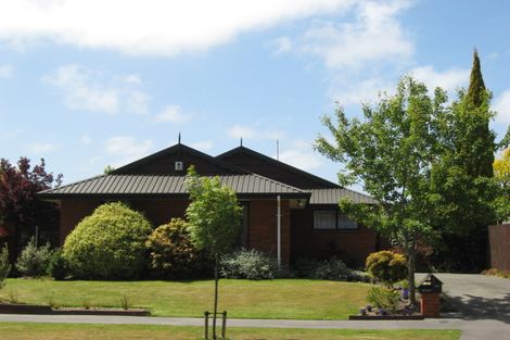 Photo of property in 24 Karnak Crescent, Russley, Christchurch, 8042