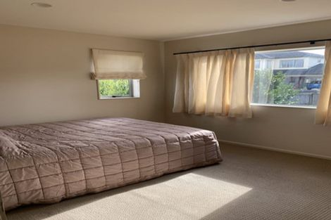 Photo of property in 3 Kouras Place, Flat Bush, Auckland, 2016