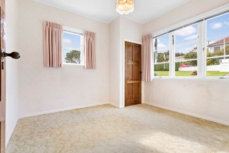 Photo of property in 18 Fulljames Avenue, Mount Roskill, Auckland, 1041