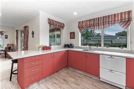 Photo of property in 61b Amohia Street, Paraparaumu, 5032