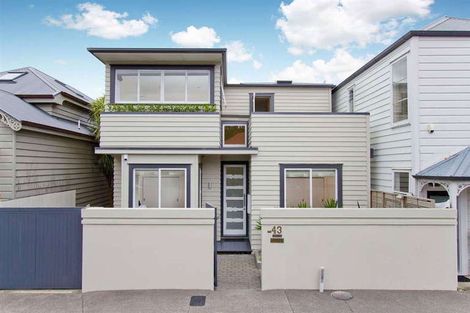 Photo of property in 43 Hackett Street, Saint Marys Bay, Auckland, 1011