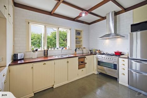 Photo of property in 10 Albert Road, Stepneyville, Nelson, 7010