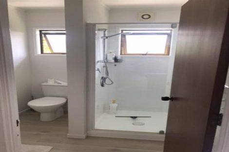 Photo of property in 4 Montclair Rise, Browns Bay, Auckland, 0630