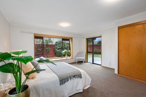 Photo of property in 3a Juniper Place, Burnside, Christchurch, 8053
