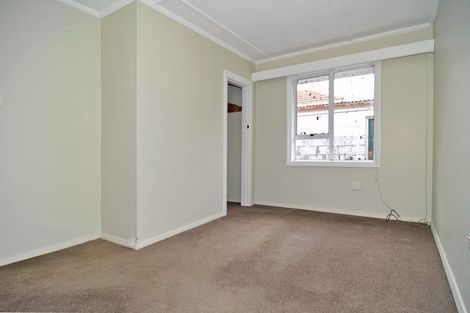 Photo of property in 413 Kaikorai Valley Road, Bradford, Dunedin, 9011