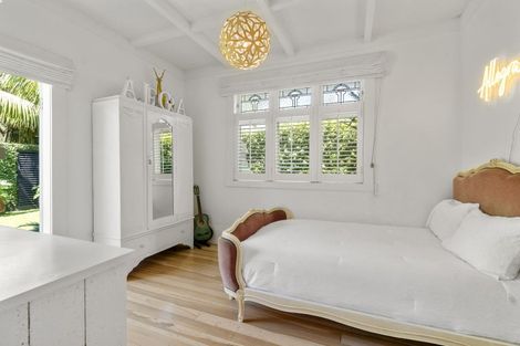 Photo of property in 6 Macky Avenue, Devonport, Auckland, 0624