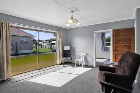 Photo of property in 44 Hussey Street, Waverley, 4510