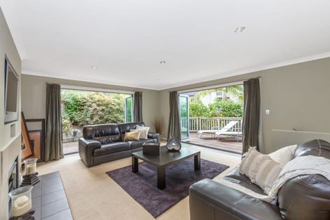 Photo of property in 168 Kittiwake Drive, Schnapper Rock, Auckland, 0632