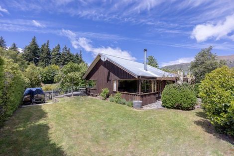 Photo of property in 64 Tenby Street, Wanaka, 9305