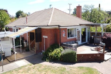 Photo of property in 33 Porangahau Road, Waipukurau, 4200