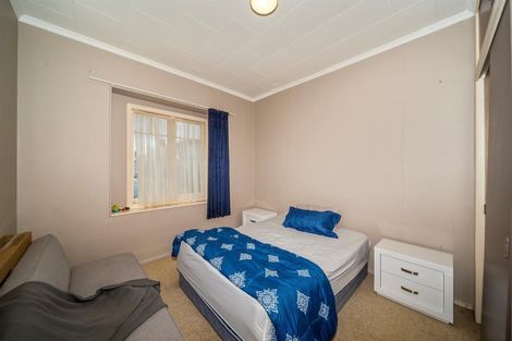 Photo of property in 10 Morrissey Street, Hawera, 4610