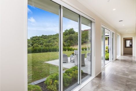 Photo of property in 1 Peregrine Place, Kinloch, Taupo, 3377