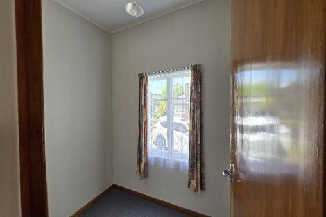 Photo of property in 67 View Road, Henderson, Auckland, 0612