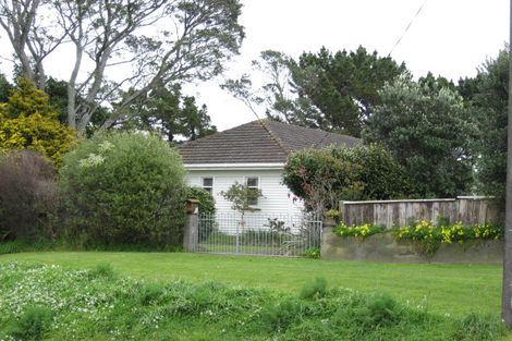 Photo of property in 68 Fitzroy Road, Fitzroy, New Plymouth, 4312