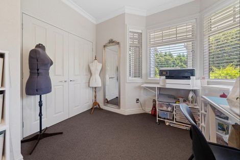Photo of property in 112 Princess Street, Waitara, 4383