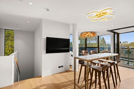 Photo of property in 1/33 Kilmore Street, Christchurch Central, Christchurch, 8013