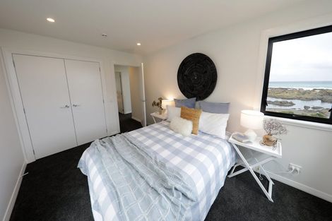 Photo of property in 354 The Esplanade, Island Bay, Wellington, 6023