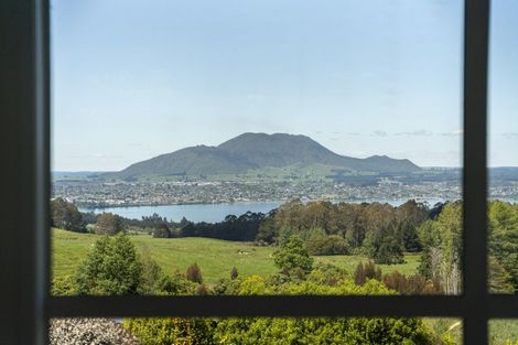 Photo of property in 48 Stewart Glen, Acacia Bay, Taupo, 3385