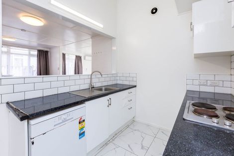 Photo of property in 35 Hanson Grove, Stokes Valley, Lower Hutt, 5019