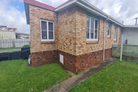 Photo of property in 2/42 Regent Street, Papatoetoe, Auckland, 2025