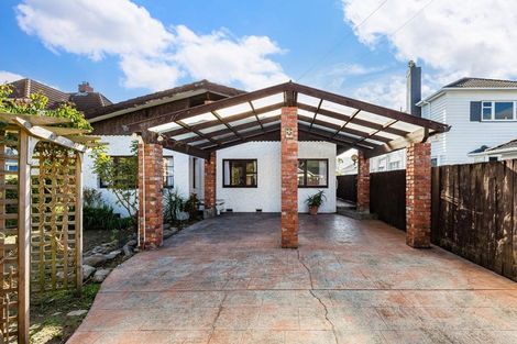 Photo of property in 1/7 Penrose Street, Woburn, Lower Hutt, 5010