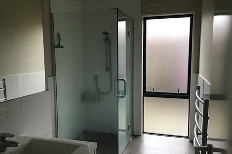 Photo of property in 17b Burdale Street, Riccarton, Christchurch, 8011