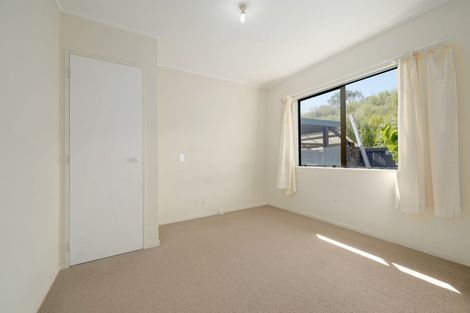 Photo of property in 1/76 Chilcott Road, Henderson, Auckland, 0612