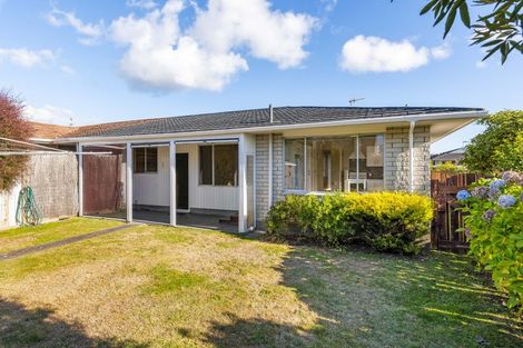 Photo of property in 23a Kapanui Road, Waikanae, 5036
