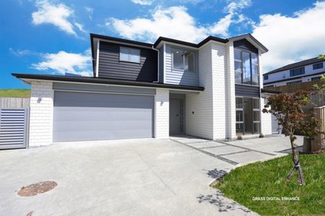 Photo of property in 40 Colliston Rise, Pinehill, Auckland, 0632