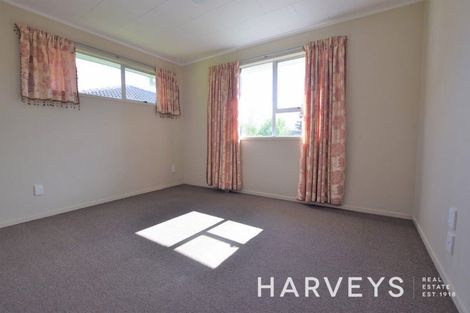 Photo of property in 11 Mile Place, Henderson, Auckland, 0612
