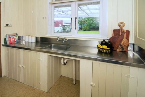 Photo of property in 50 Lincoln Road, Masterton, 5810