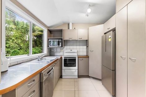 Photo of property in 1/24 Contessa Drive, Glenfield, Auckland, 0629