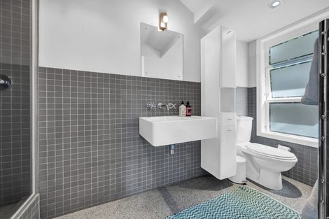 Photo of property in 23 Cheltenham Road, Devonport, Auckland, 0624