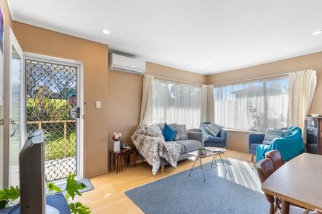 Photo of property in 1/71 Bentley Avenue, Glenfield, Auckland, 0629