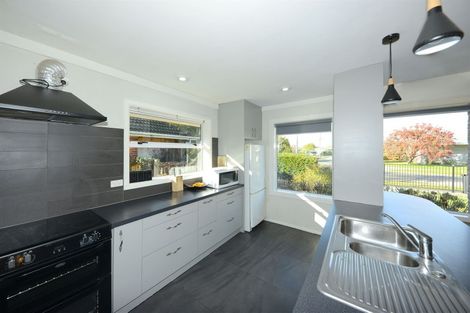 Photo of property in 21 Normandy Street, Bishopdale, Christchurch, 8053