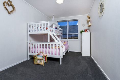 Photo of property in 16 Tapu Road, Huapai, Kumeu, 0810