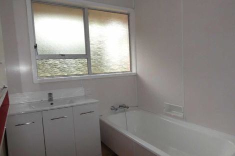 Photo of property in 3 Wadeley Road, Ilam, Christchurch, 8041