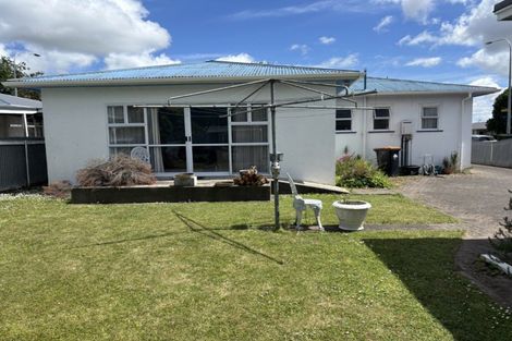 Photo of property in 34 College Street, Awapuni, Palmerston North, 4412