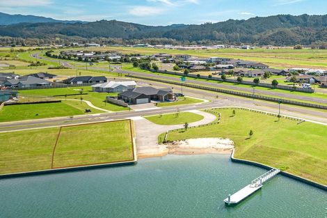 Photo of property in 34 Ngaroma Crescent, Whitianga, 3510