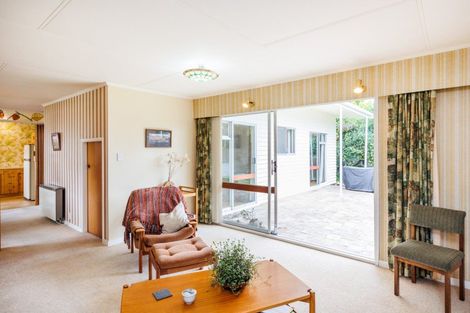 Photo of property in 5 Anaru Place, Awapuni, Palmerston North, 4412