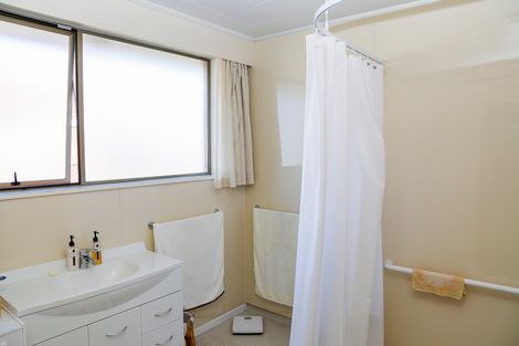 Photo of property in 19 Towey Street, Holmes Hill, Oamaru, 9401