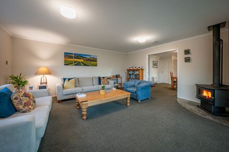 Photo of property in 1 Ivy Lane, Albert Town, Wanaka, 9305
